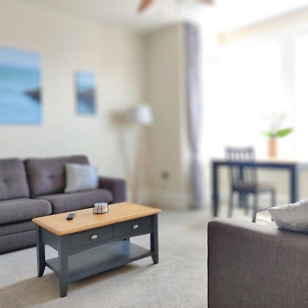 Escape To The Coast In A Luxurious Private Apartment Herne Bay Exteriör bild