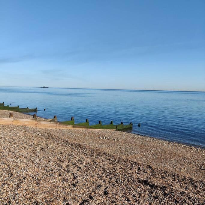 Escape To The Coast In A Luxurious Private Apartment Herne Bay Exteriör bild